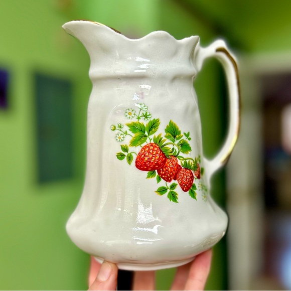 Vintage Dainty Porcelain Strawberry Field Cottagecore Farmhouse Kitchen Pitcher - Picture 4 of 13